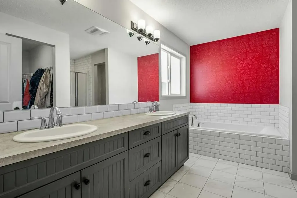 94 Copperpond Street SE Calgary AB T2Z 1J2