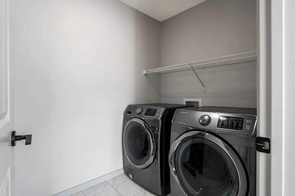 94 Copperpond Street SE Calgary AB T2Z 1J2