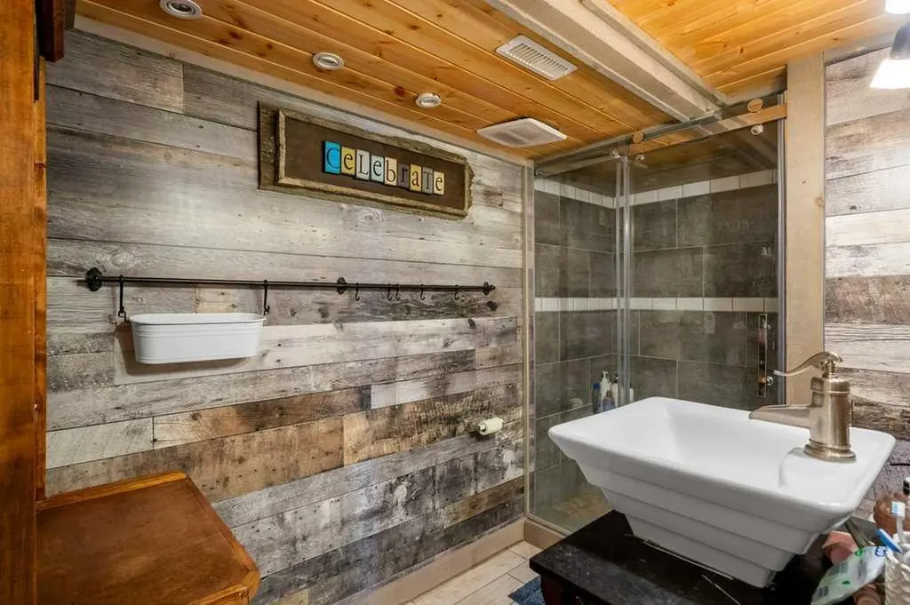 94 Copperpond Street SE Calgary AB T2Z 1J2