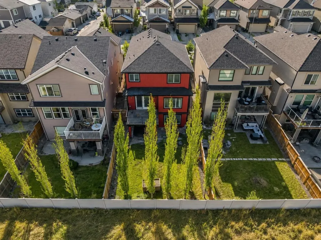 94 Copperpond Street SE Calgary AB T2Z 1J2