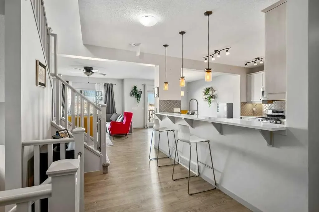 94 Copperpond Street SE Calgary AB T2Z 1J2