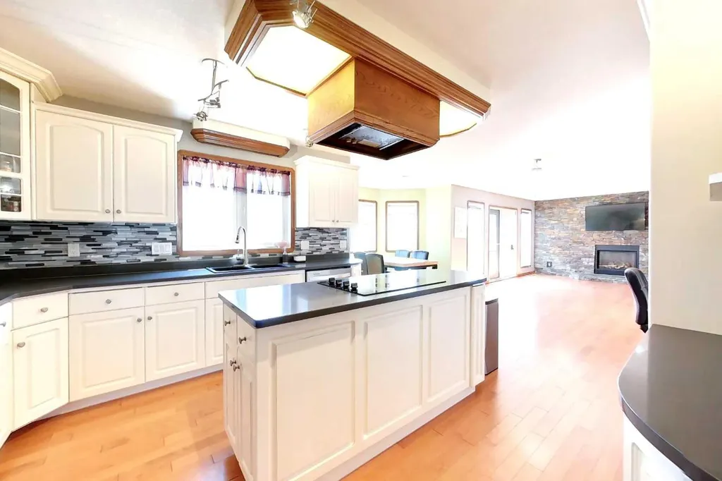 23 Springwood Drive NE Slave Lake AB T0G2A2
