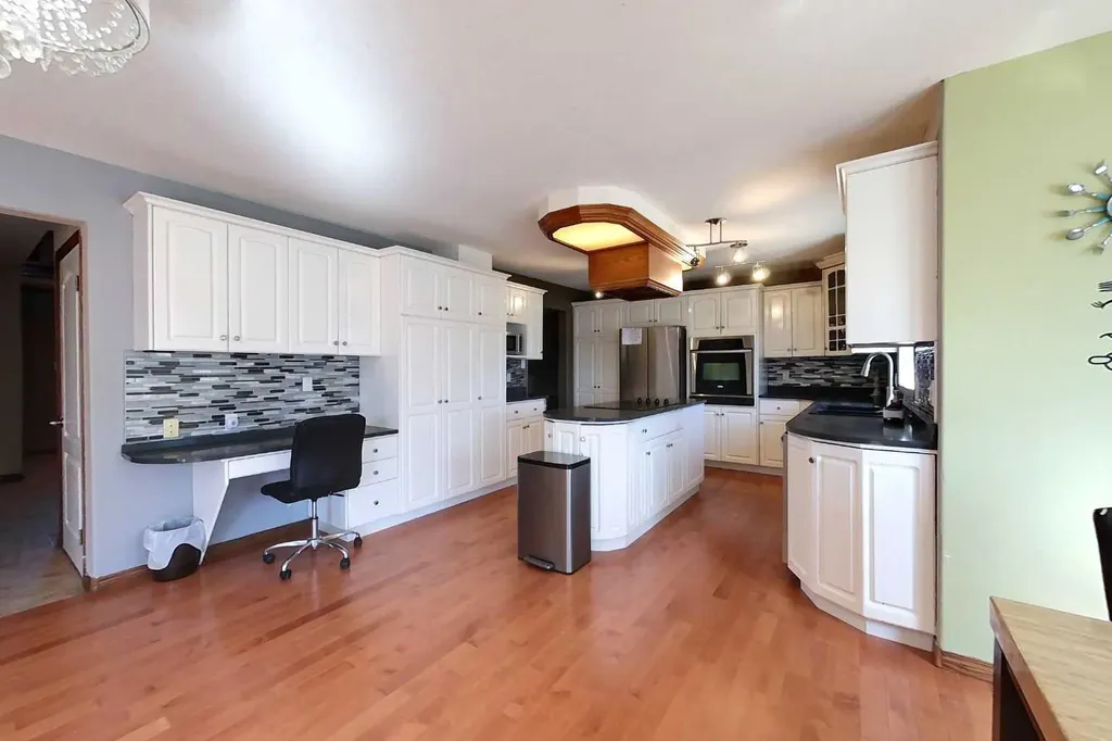 23 Springwood Drive NE Slave Lake AB T0G2A2