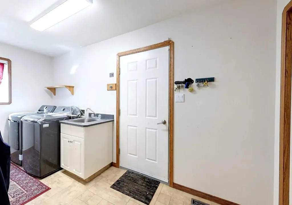 23 Springwood Drive NE Slave Lake AB T0G2A2