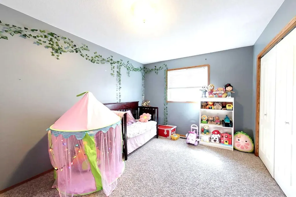 23 Springwood Drive NE Slave Lake AB T0G2A2