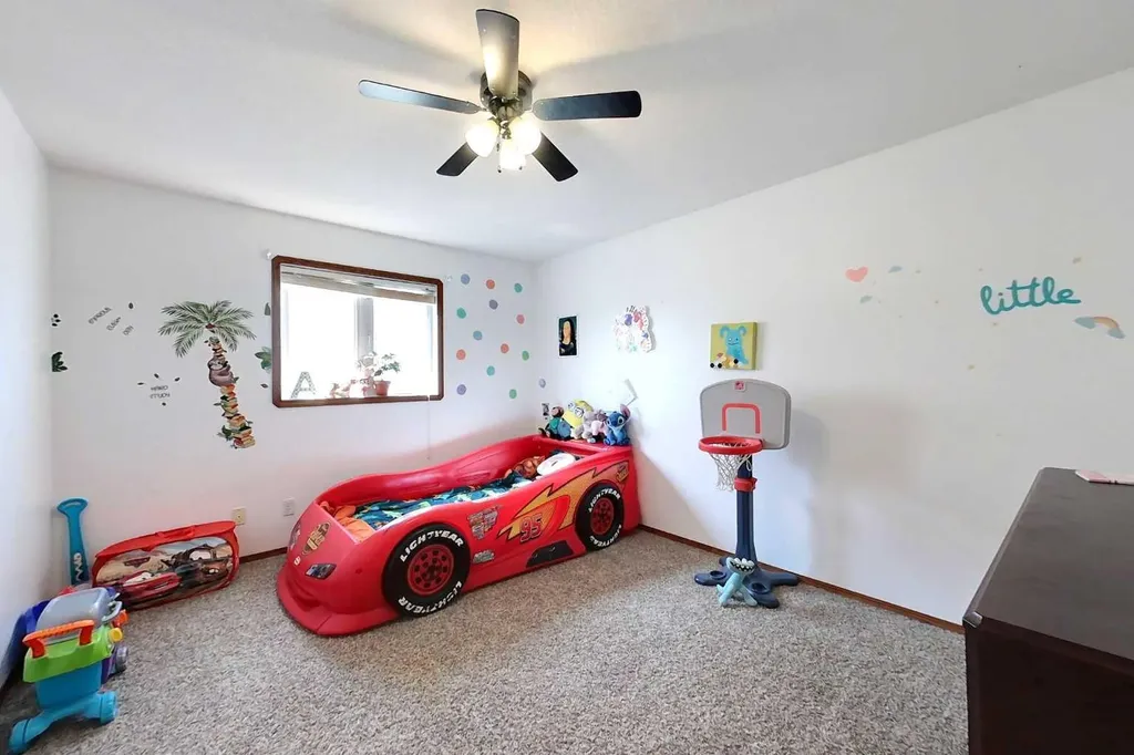 23 Springwood Drive NE Slave Lake AB T0G2A2