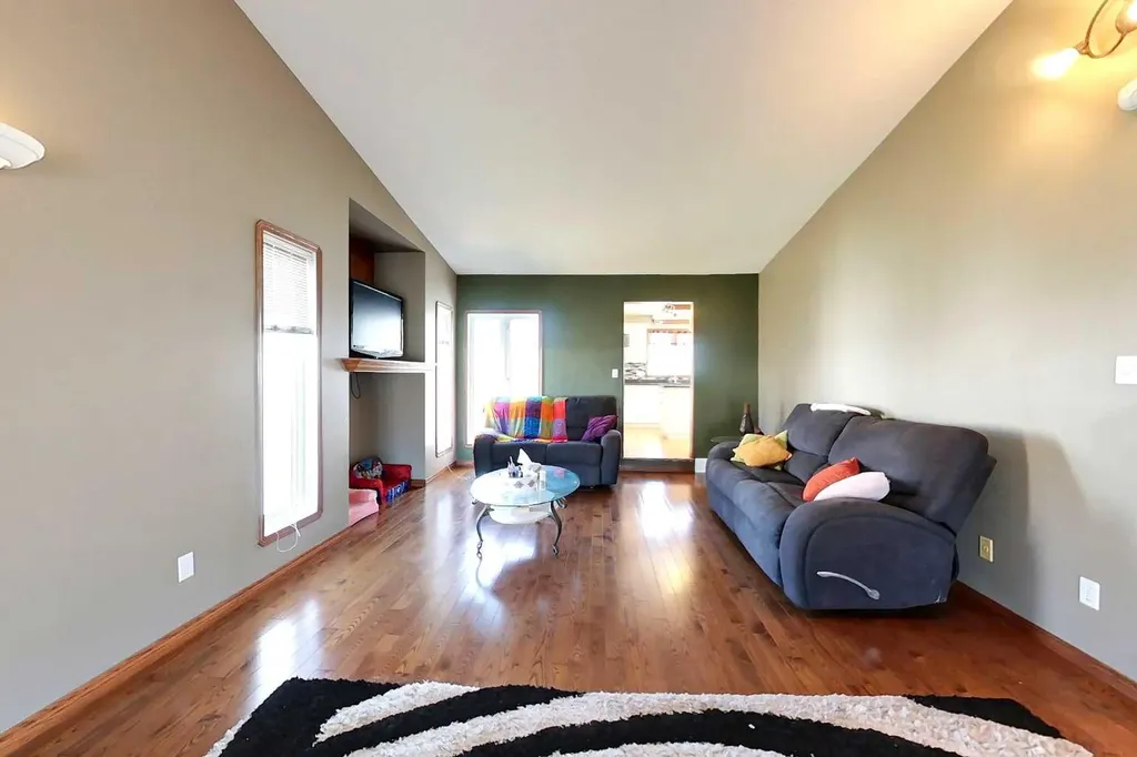 23 Springwood Drive NE Slave Lake AB T0G2A2