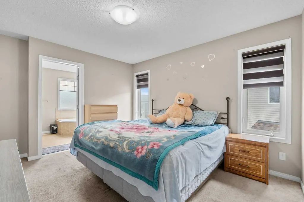 246 Martinwood Place NE Calgary AB T3J 3H6