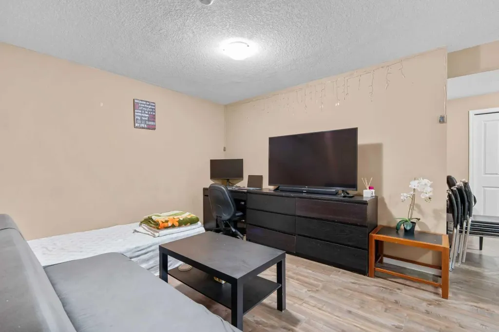 246 Martinwood Place NE Calgary AB T3J 3H6