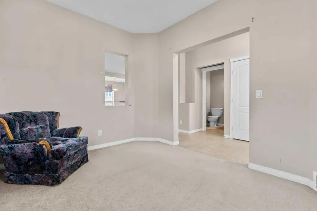 246 Martinwood Place NE Calgary AB T3J 3H6