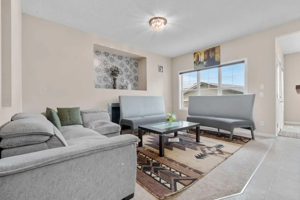 246 Martinwood Place NE Calgary AB T3J 3H6