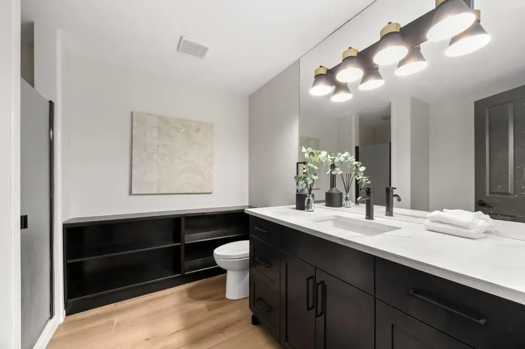 21 Douglas Woods Manor SE Calgary AB T2Z 2E7