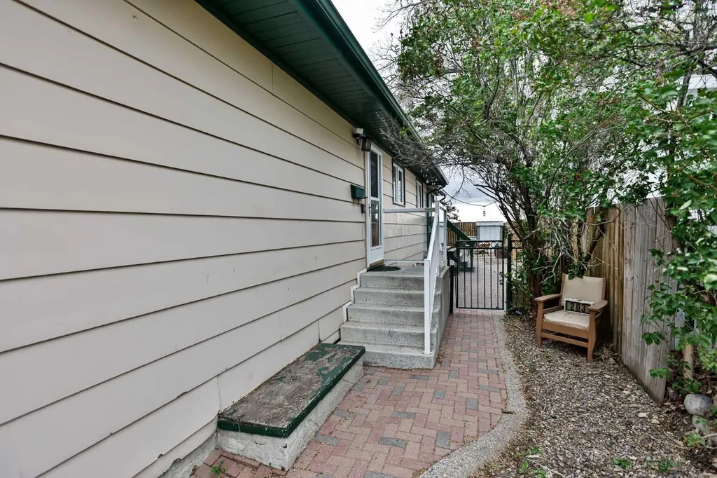 203 Ryerson Road W Lethbridge AB T1K 4P2