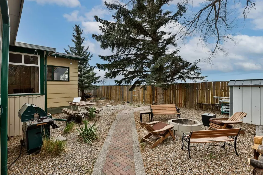 203 Ryerson Road W Lethbridge AB T1K 4P2