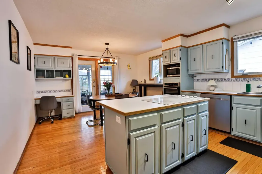203 Ryerson Road W Lethbridge AB T1K 4P2