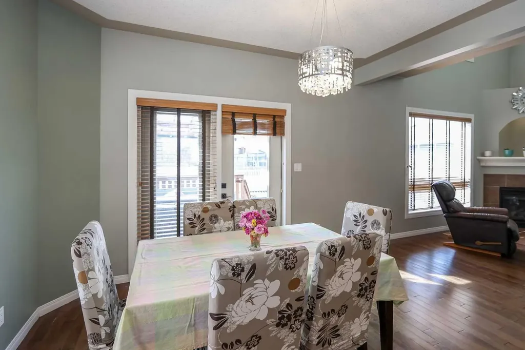 98 Pine Crescent Blackfalds AB T4M 0E2