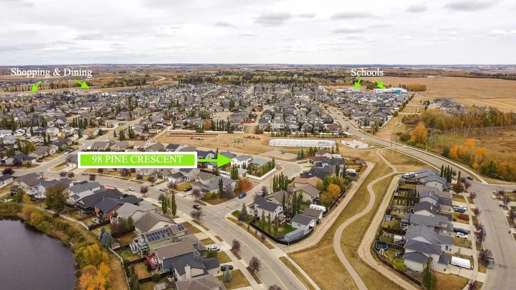 98 Pine Crescent Blackfalds AB T4M 0E2