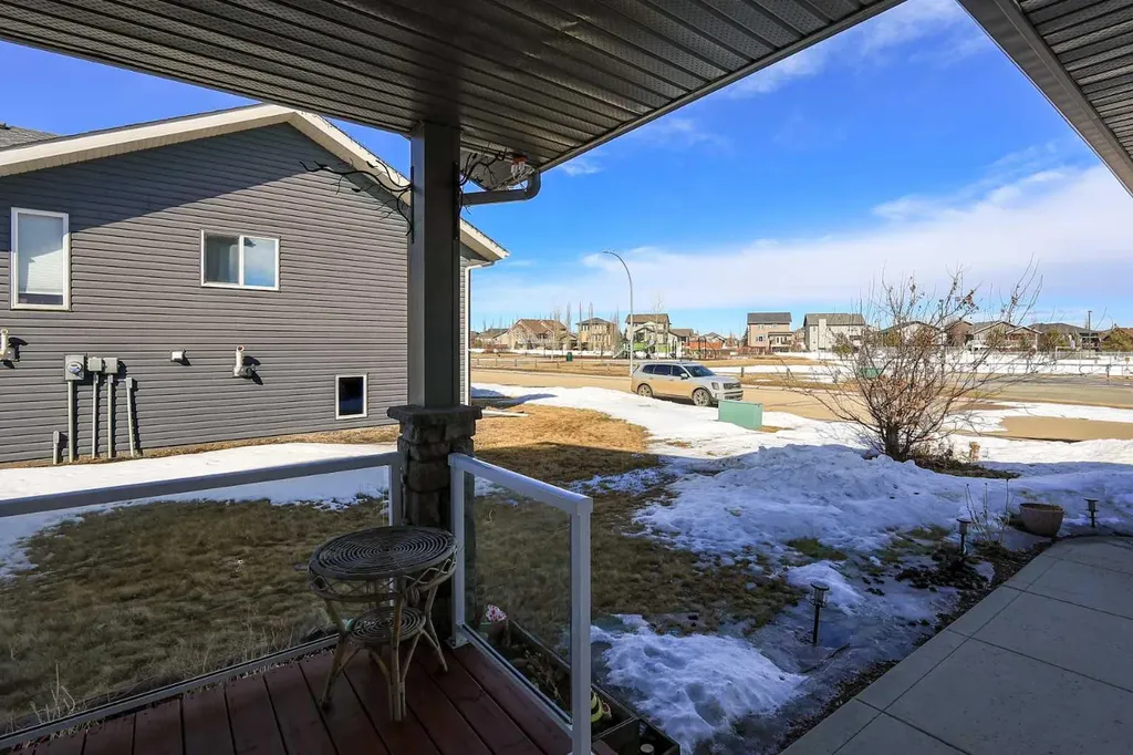 98 Pine Crescent Blackfalds AB T4M 0E2