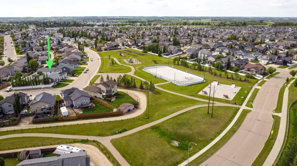 98 Pine Crescent Blackfalds AB T4M 0E2