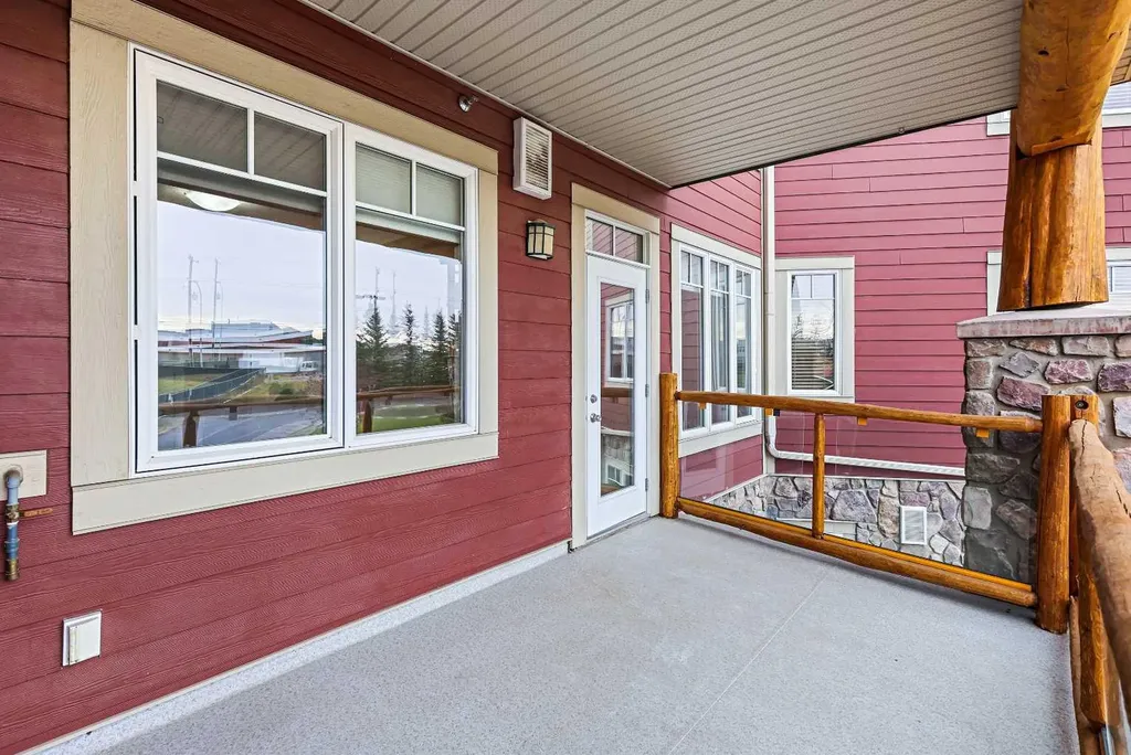 2330 Fish Creek Boulevard SW Calgary AB T2Y 0L1