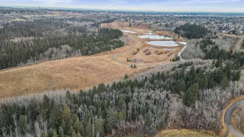 2330 Fish Creek Boulevard SW Calgary AB T2Y 0L1