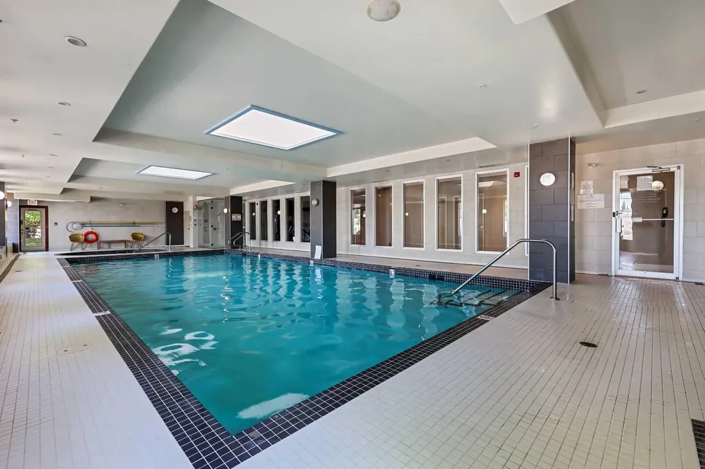 2330 Fish Creek Boulevard SW Calgary AB T2Y 0L1