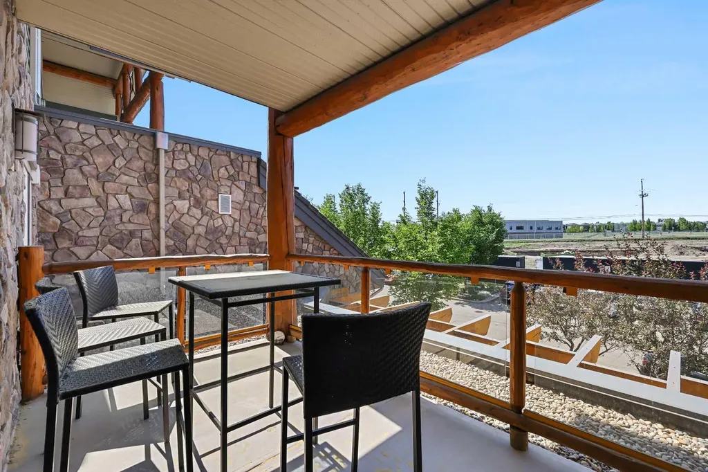 2330 Fish Creek Boulevard SW Calgary AB T2Y 0L1