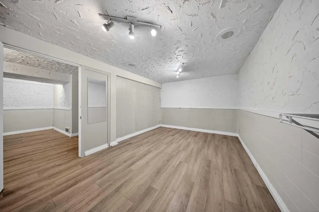 520 43 Street SE Calgary AB T2A 3E1