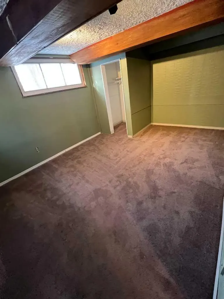 1607 25 Avenue SW Calgary AB T2T 0Z9