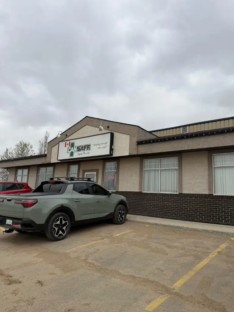5803 63 Avenue Lloydminster AB T9V 3T7