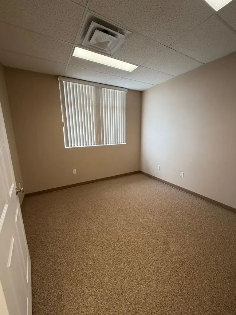5803 63 Avenue Lloydminster AB T9V 3T7