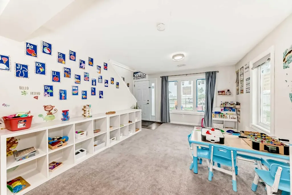 123 Millbank Road SW Calgary AB T2Y 2Y9
