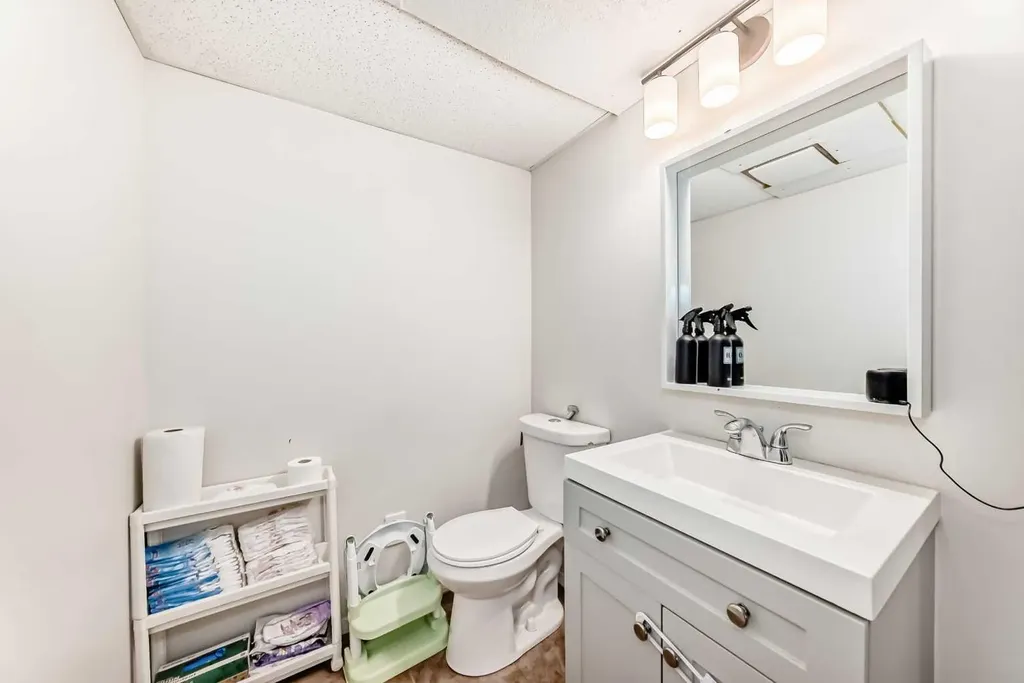 123 Millbank Road SW Calgary AB T2Y 2Y9