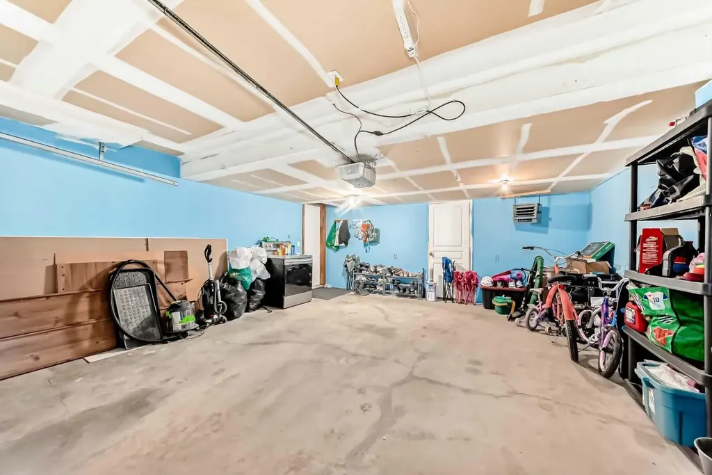 123 Millbank Road SW Calgary AB T2Y 2Y9