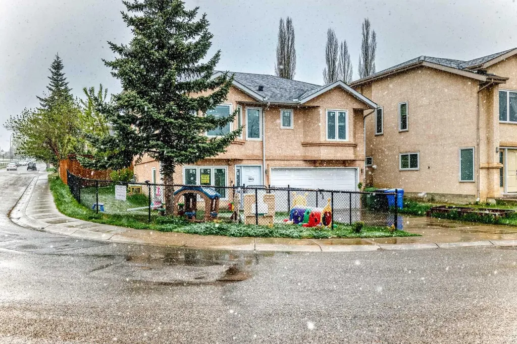 123 Millbank Road SW Calgary AB T2Y 2Y9