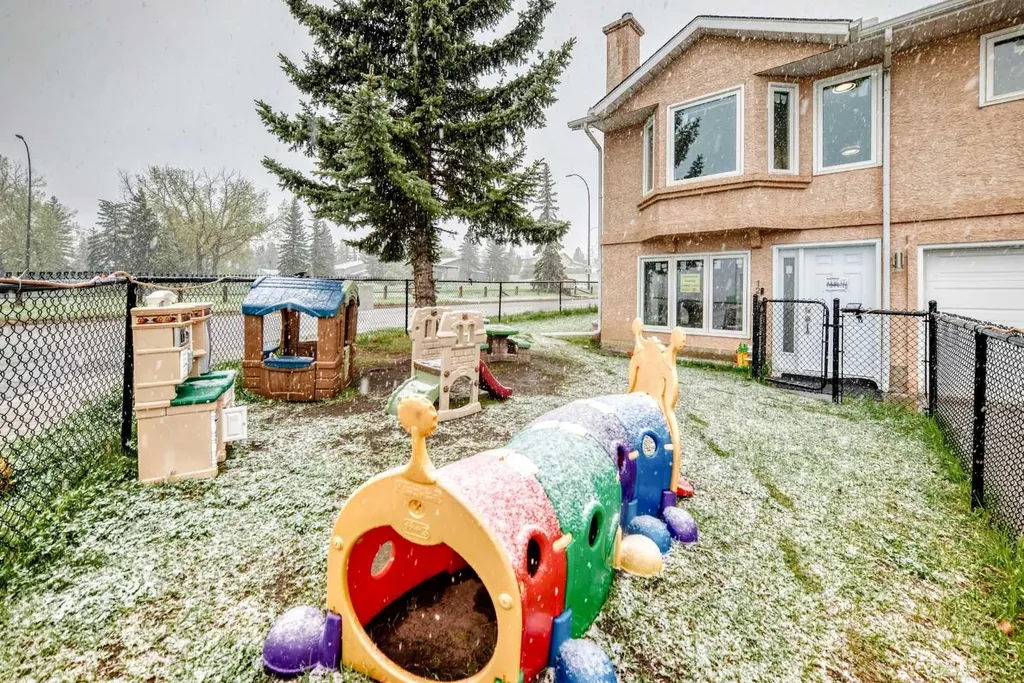 123 Millbank Road SW Calgary AB T2Y 2Y9