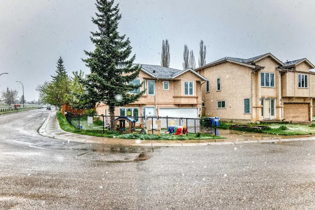 123 Millbank Road SW Calgary AB T2Y 2Y9