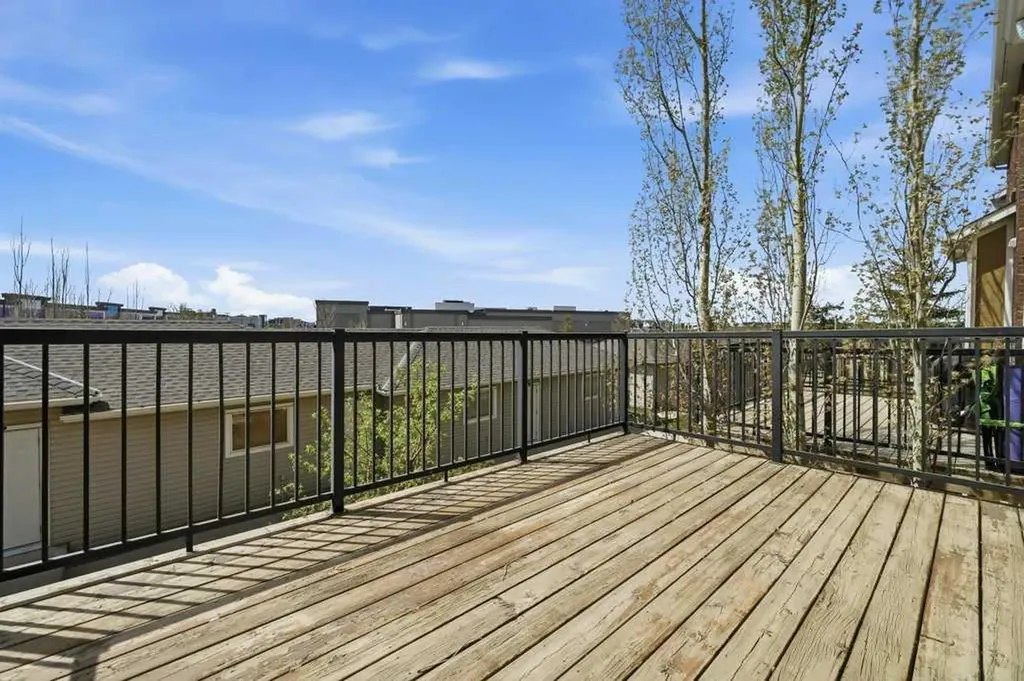 320 Rainbow Falls Drive Chestermere AB T1X 0E4