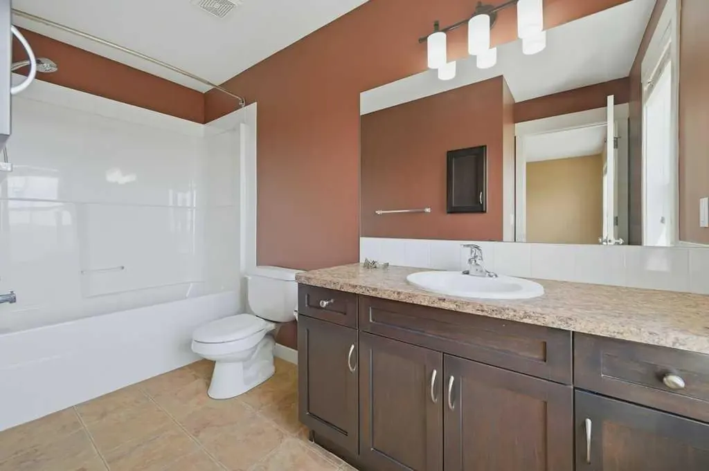 320 Rainbow Falls Drive Chestermere AB T1X 0E4