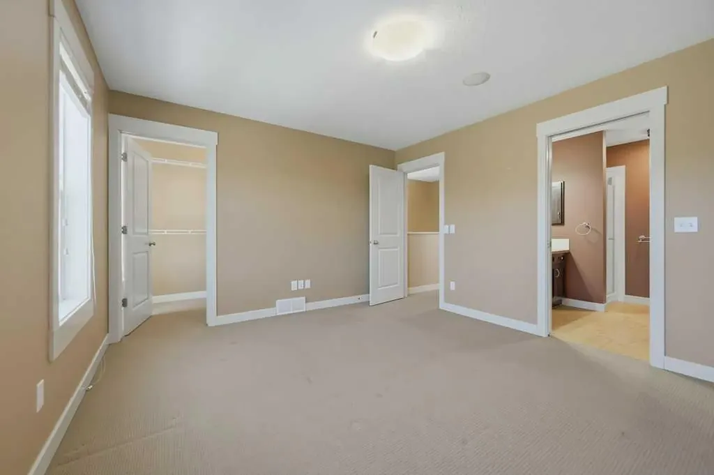 320 Rainbow Falls Drive Chestermere AB T1X 0E4