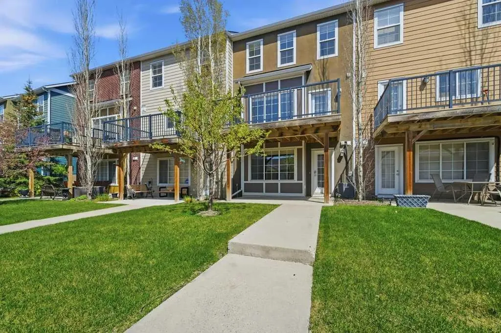 320 Rainbow Falls Drive Chestermere AB T1X 0E4