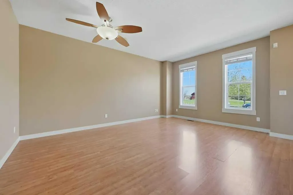 320 Rainbow Falls Drive Chestermere AB T1X 0E4