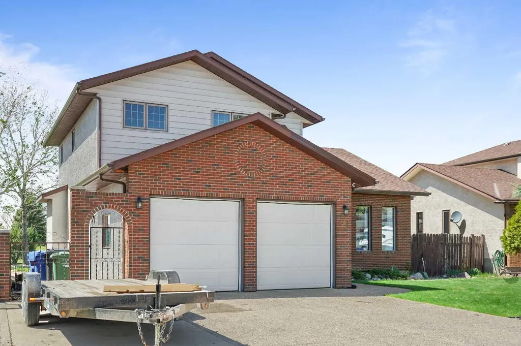 126 Fairway Drive Coaldale AB T1M 1H1