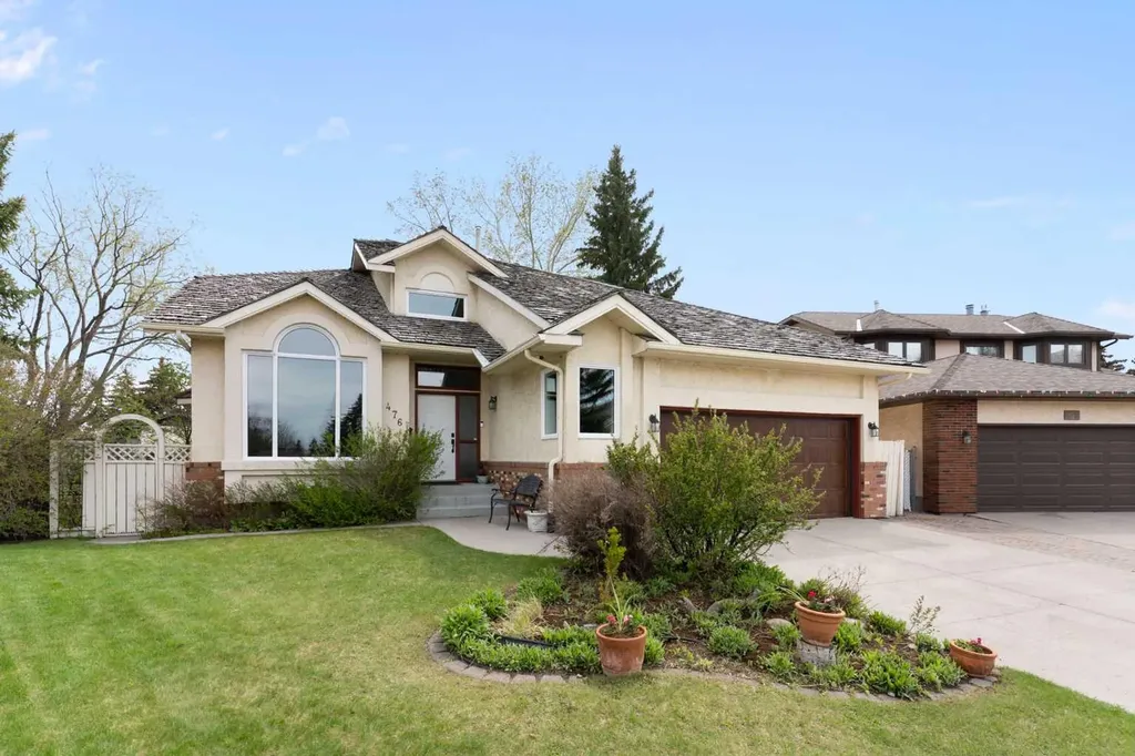 476 Silvergrove Gardens NW Calgary AB T3B4S8