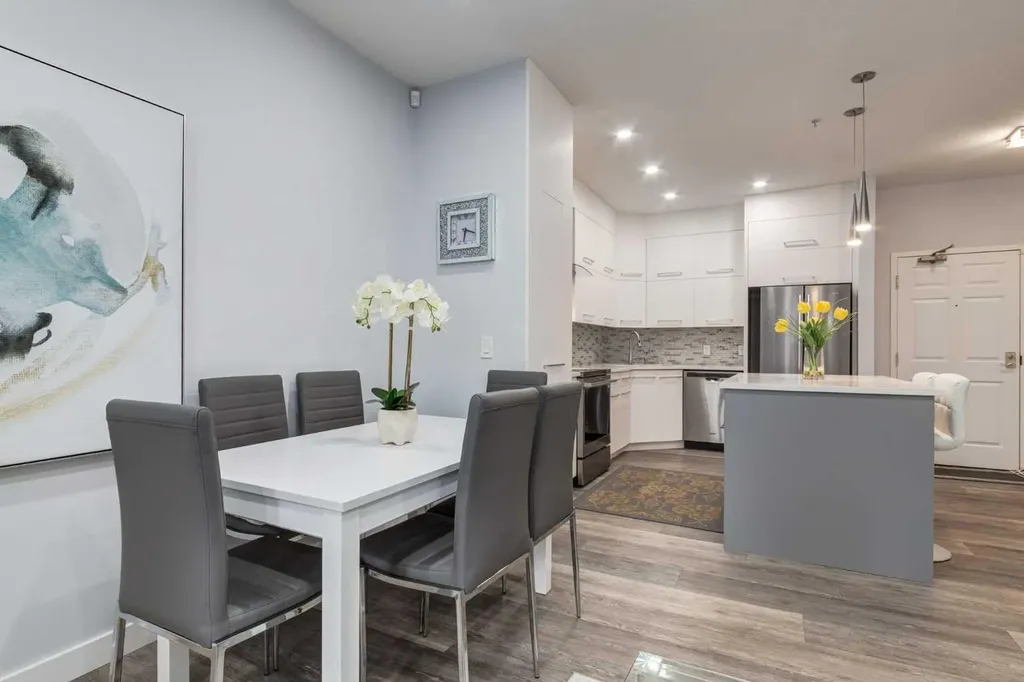 5201 Dalhousie Drive NW Calgary AB T3A 5Y7