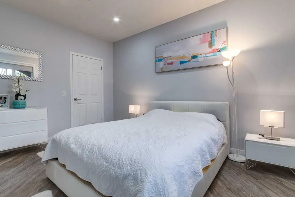 5201 Dalhousie Drive NW Calgary AB T3A 5Y7