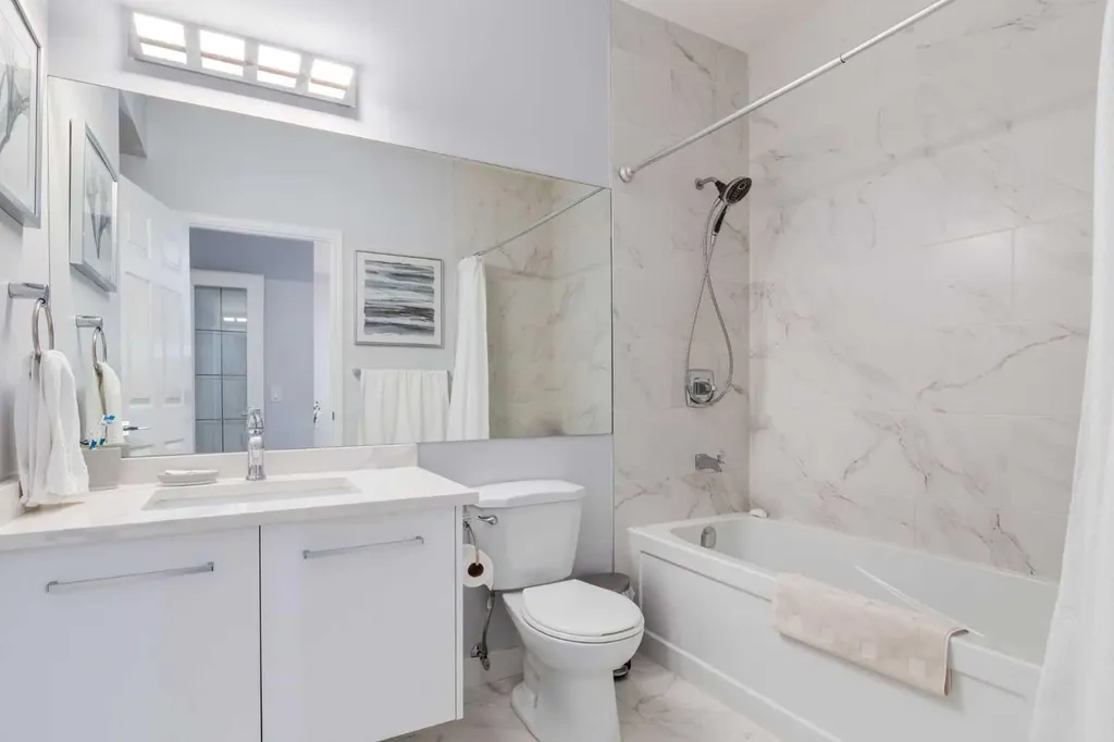 5201 Dalhousie Drive NW Calgary AB T3A 5Y7