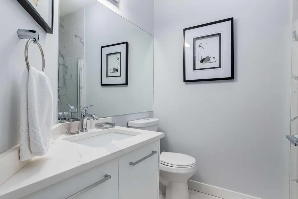 5201 Dalhousie Drive NW Calgary AB T3A 5Y7