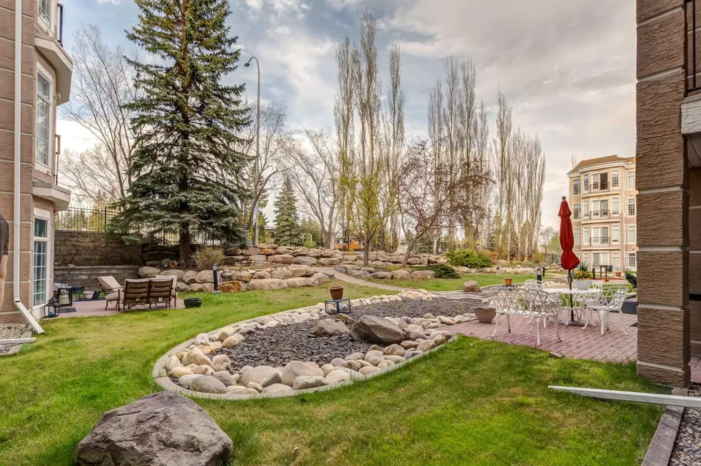 5201 Dalhousie Drive NW Calgary AB T3A 5Y7