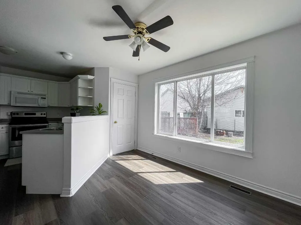 133 Diefenbaker Drive N Fort Mcmurray AB T9K 2J8